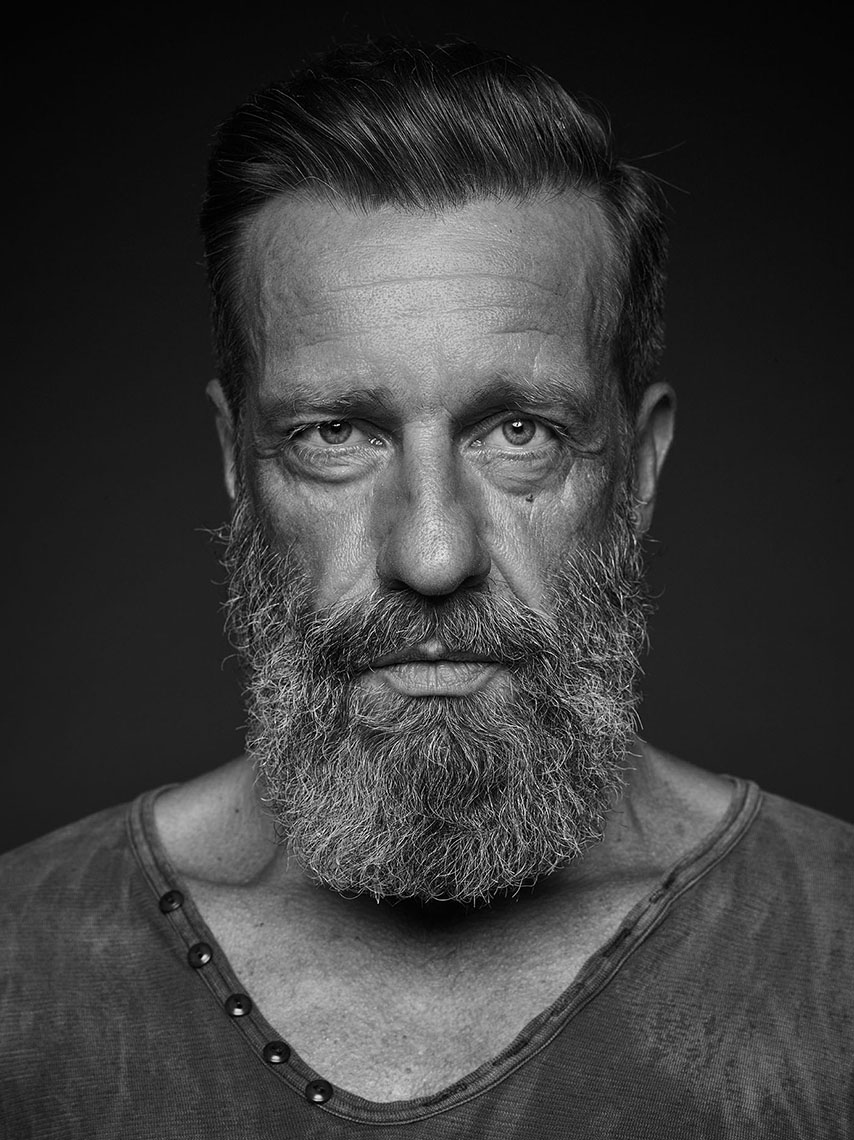 SEBASTIAN OFFICIAL, Holger Schneidgen styled by Achim Dickgiesser